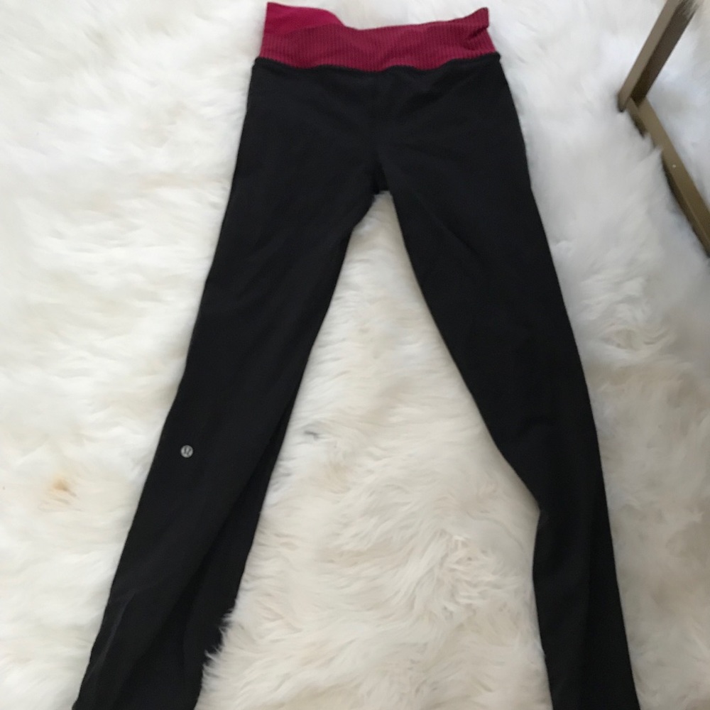Lululemon yoga pants